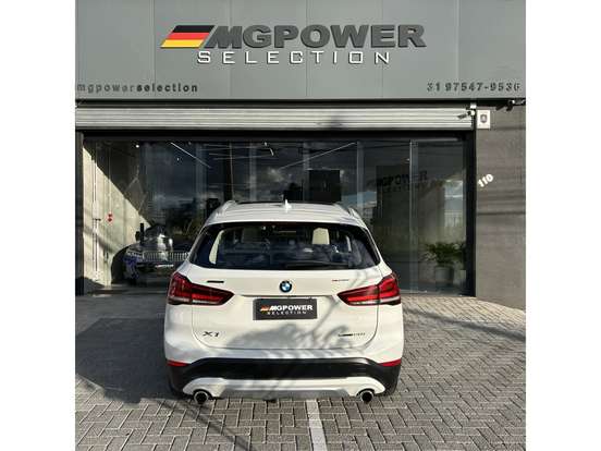 BMW-X1-2.0 16V TURBO ACTIVEFLEX SDRIVE20I X-LINE 4P AUTOMÁTICO BMW-X1-2021