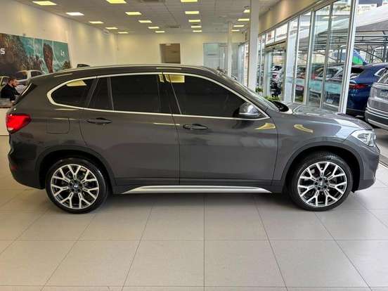 BMW-X1-2.0 16V TURBO ACTIVEFLEX SDRIVE20I X-LINE 4P AUTOMÁTICO BMW-X1-2022