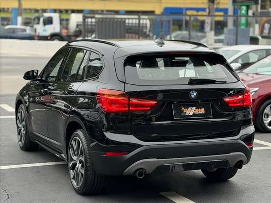 BMW-X1-2.0 16V TURBO ACTIVEFLEX XDRIVE25I SPORT 4P AUTOMÁTICO BMW-X1-2016