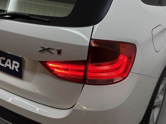 BMW-X1-2.0 16V TURBO GASOLINA SDRIVE20I 4P AUTOMÁTICO BMW-X1-2014