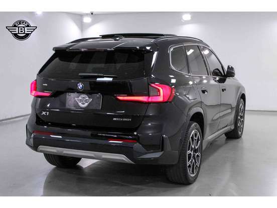 BMW-X1-2024
