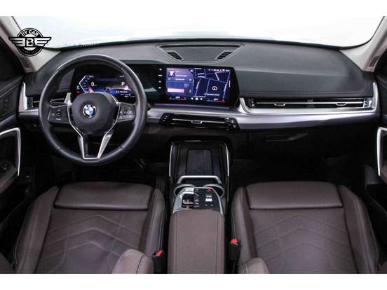 BMW-X1-2024
