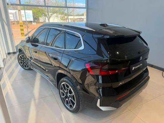 BMW-X1-2.0 16V TURBO GASOLINA SDRIVE20I X-LINE STEPTRONIC BMW-X1-2022