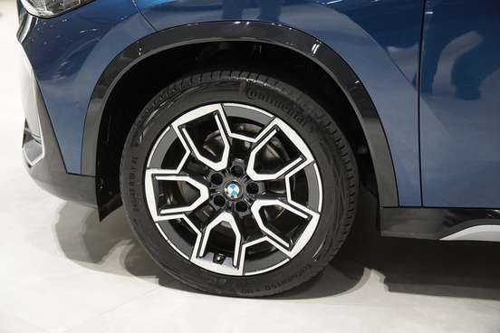 BMW-X1-2.0 16V TURBO GASOLINA SDRIVE20I X-LINE STEPTRONIC BMW-X1-2023