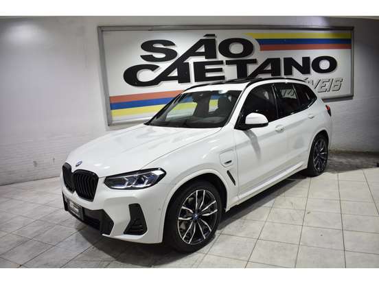 BMW-X3-2021