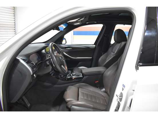 BMW-X3-2021
