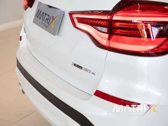 BMW-X3-2.0 16V HÍBRIDO X LINE XDRIVE30E STEPTRONIC BMW-X3-2020
