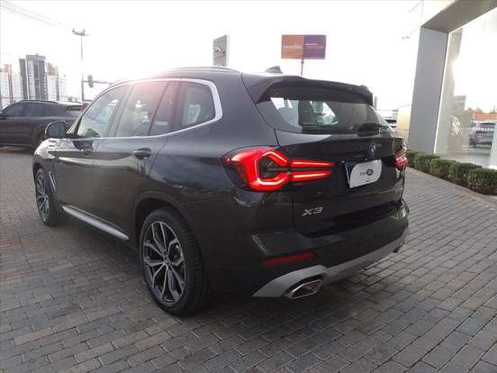 BMW-X3-2024