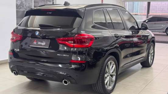 BMW-X3-2021
