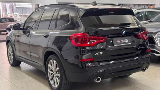 BMW-X3-2021