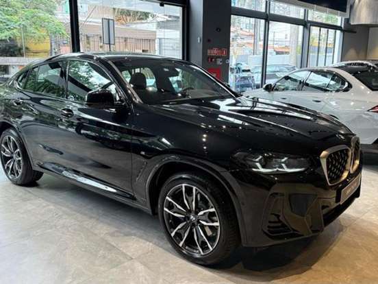 BMW-X4-2025