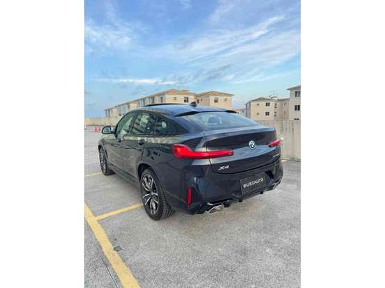 BMW-X4-2024