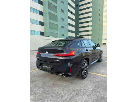 BMW-X4-2024
