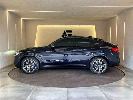 BMW-X4-2022