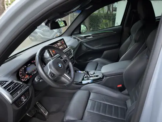 BMW-X4-2022