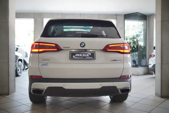 BMW-X5-3.0 4X4 30D I6 TURBO DIESEL 4P AUTOMÁTICO BMW-X5-2020