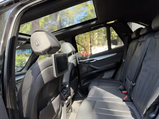 BMW-X5-2017
