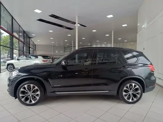 BMW-X5-3.0 I6 TURBO GASOLINA XDRIVE35I AUTOMÁTICO BMW-X5-2015