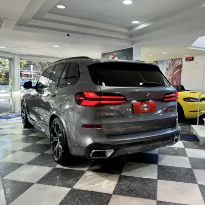 BMW-X5-2024