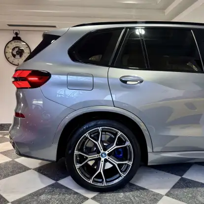 BMW-X5-2024
