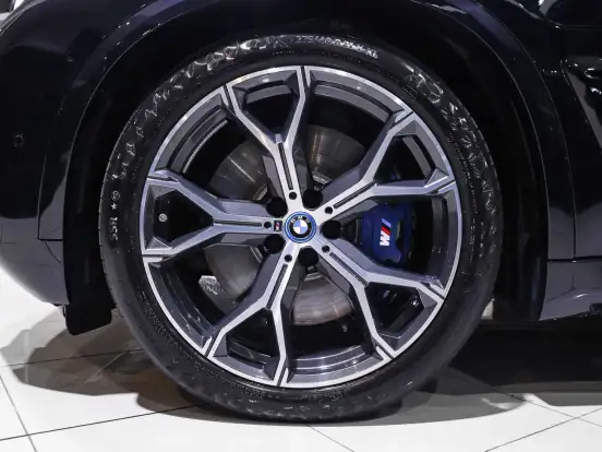 BMW-X5-2025