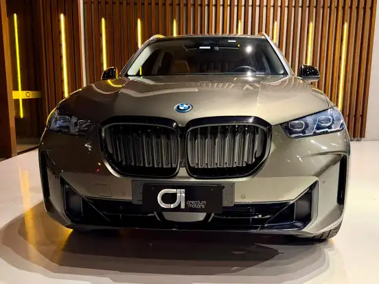 BMW-X5-3.0 I6 TURBO HÍBRIDO XDRIVE50E X-LINE AUTOMÁTICO BMW-X5-2024
