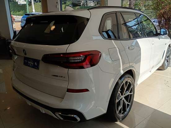 BMW-X5-3.0 I6 TURBO HÍBRIDO XDRIVE45E M SPORT AUTOMÁTICO BMW-X5-2021