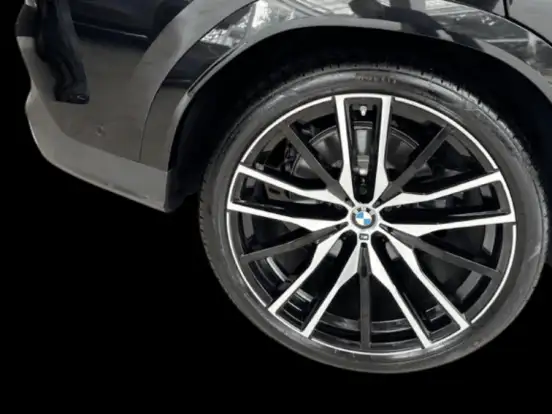 BMW-X6-3.0 TWINPOWER GASOLINA XDRIVE40I M SPORT AUTOMÁTICO BMW-X6-2025