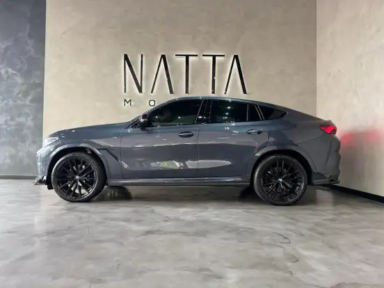 BMW-X6-2021