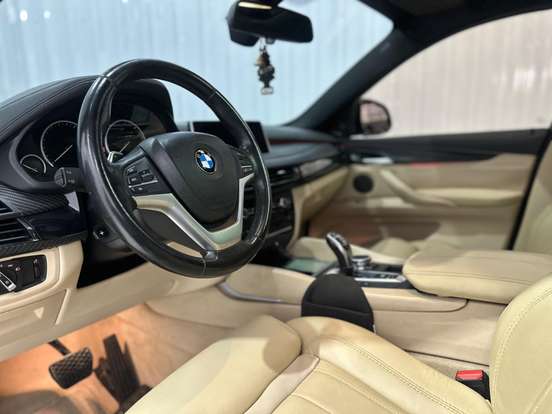 BMW-X6-3.0 35I 4X4 COUPÉ 6 CILINDROS 24V GASOLINA 4P AUTOMÁTICO BMW-X6-2015