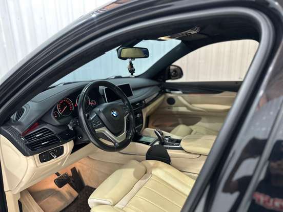 BMW-X6-3.0 35I 4X4 COUPÉ 6 CILINDROS 24V GASOLINA 4P AUTOMÁTICO BMW-X6-2015