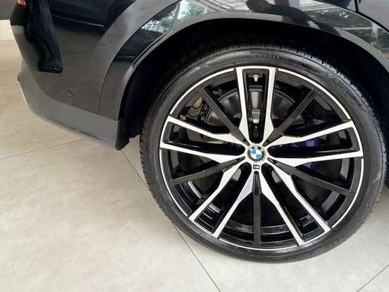 BMW-X6-3.0 TWINPOWER GASOLINA XDRIVE40I M SPORT AUTOMÁTICO BMW-X6-2024