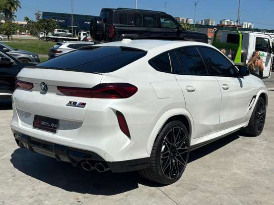 BMW-X6-4.4 V8 BITURBO GASOLINA M COMPETITION AUTOMÁTICO BMW-X6-2023