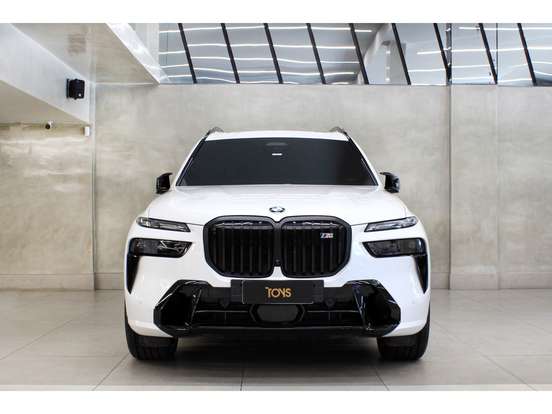 BMW-X7-4.4 V8 GASOLINA M60i STEPTRONIC BMW-X7-2023