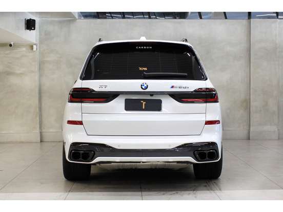 BMW-X7-2023