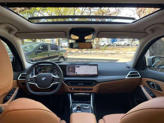 BMW-320i-2024