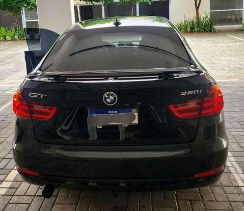 BMW-320i-2014