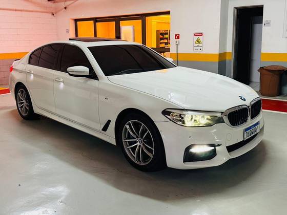 BMW 530i 2.0 16V TURBO GASOLINA M SPORT AUTOMÁTICO