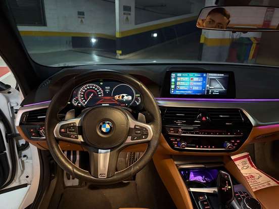 BMW-530i-2017