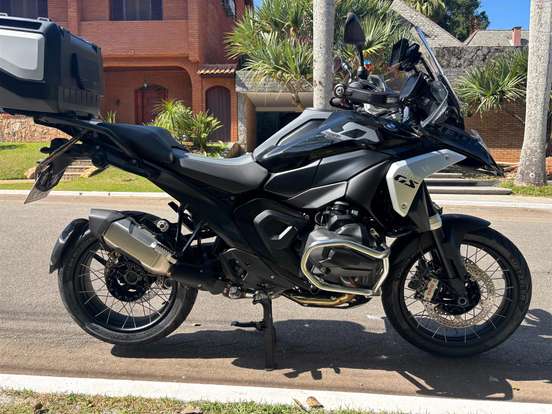 BMW-R 1300 GS TRIPLE BLACK-2024