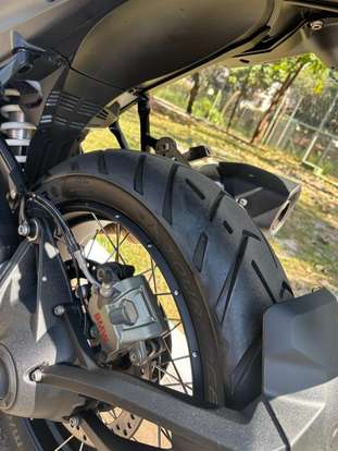 BMW-R 1300 GS TRIPLE BLACK-2024