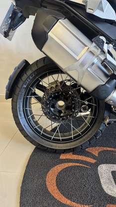 BMW-R 1250 GS ADVENTURE PREMIUM + EXCLUSIVE-2020