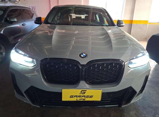 BMW-X4-2024