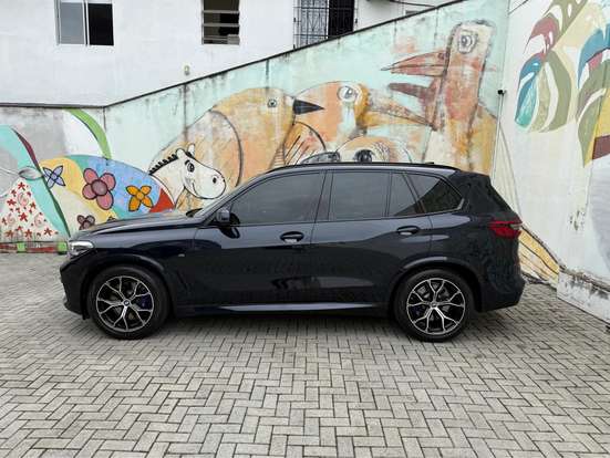 BMW-X5-2019