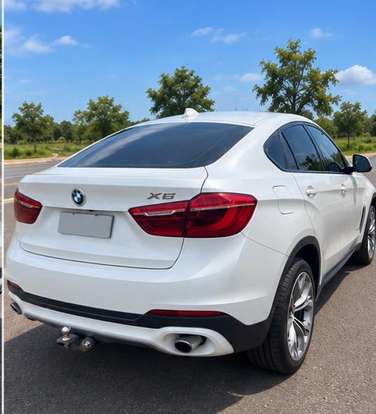 BMW-X6-2015