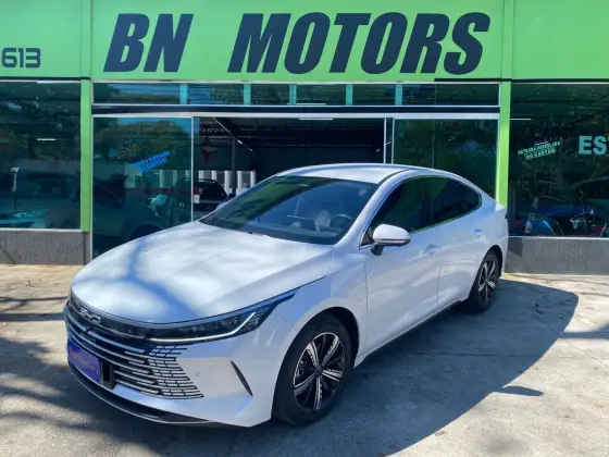 BYD KING 1.5 DM-I PHEV GS AUTOMÁTICO BYD KING 1.5 DM-I PHEV GS AUTOMÁTICO