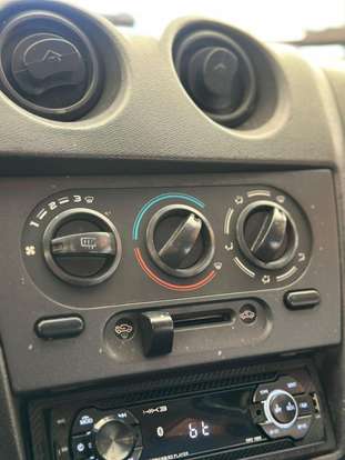 CHEVROLET-CELTA-2010
