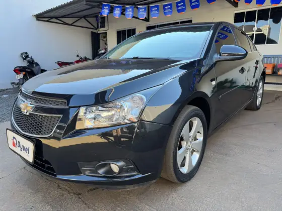 CHEVROLET CRUZE 1.8 LT 16V FLEX 4P AUTOMÁTICO CHEVROLET CRUZE 1.8 LT 16V FLEX 4P AUTOMÁTICO