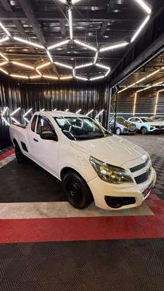 CHEVROLET-MONTANA-2012