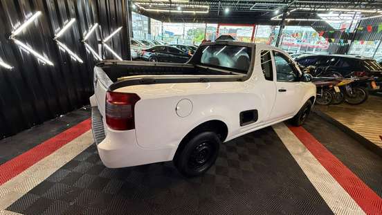 CHEVROLET-MONTANA-2012